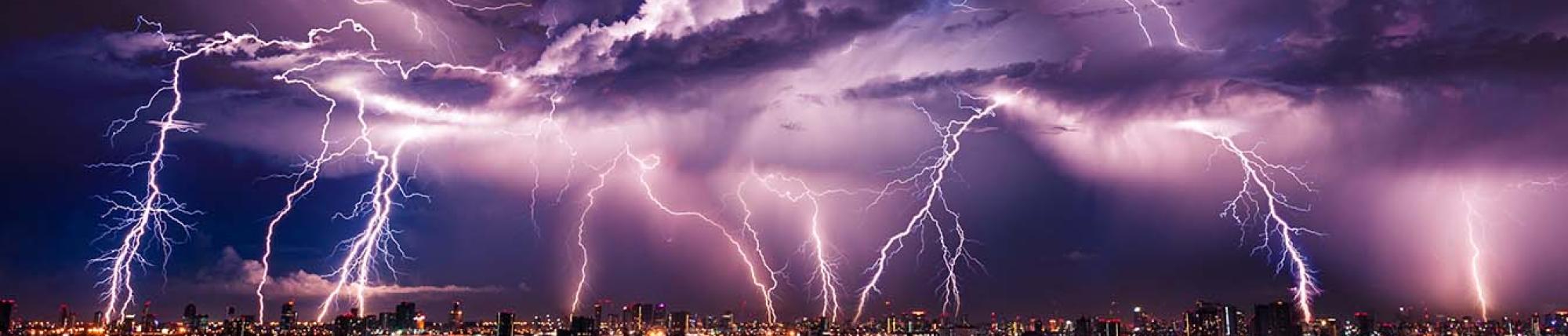 image of lightning storm